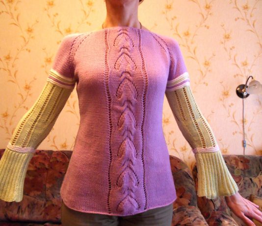 Вязаный спицами фиолетовый пуловер Вязанный спицами пуловер Сабрина