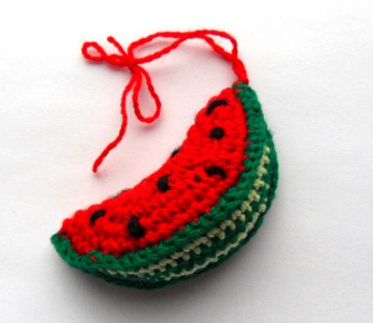 Вязаный арбуз