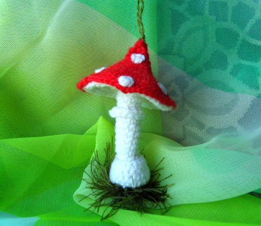 Вязаный гриб Мухомор Вязанный крючком гриб мухомор игрушка
