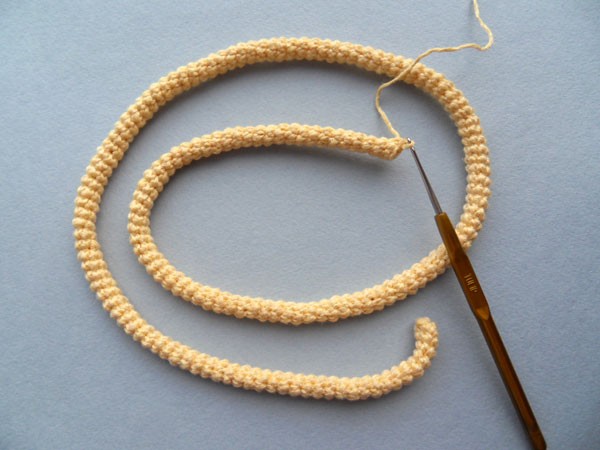 Вязанный крючком шнур
