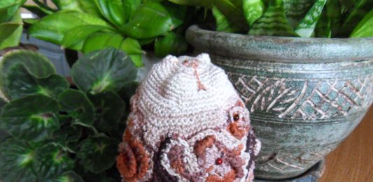 Вязаная игрушка Прусский кот