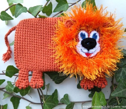 Вязаный чехол на телефон Львёнок