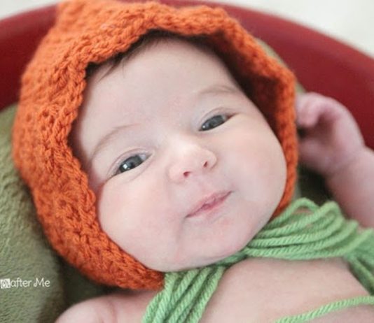 Вязаная шапочка для малыша «Морковка-Тыковка»