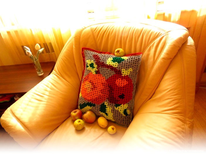 МК «Объёмное вязание: подушка “Яблоки”»