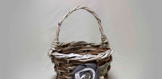 Плетённое из бумажных трубочек ведёрко, мастер-класс Ведёрко, плетённое из бумажных трубочек – мастер-класс