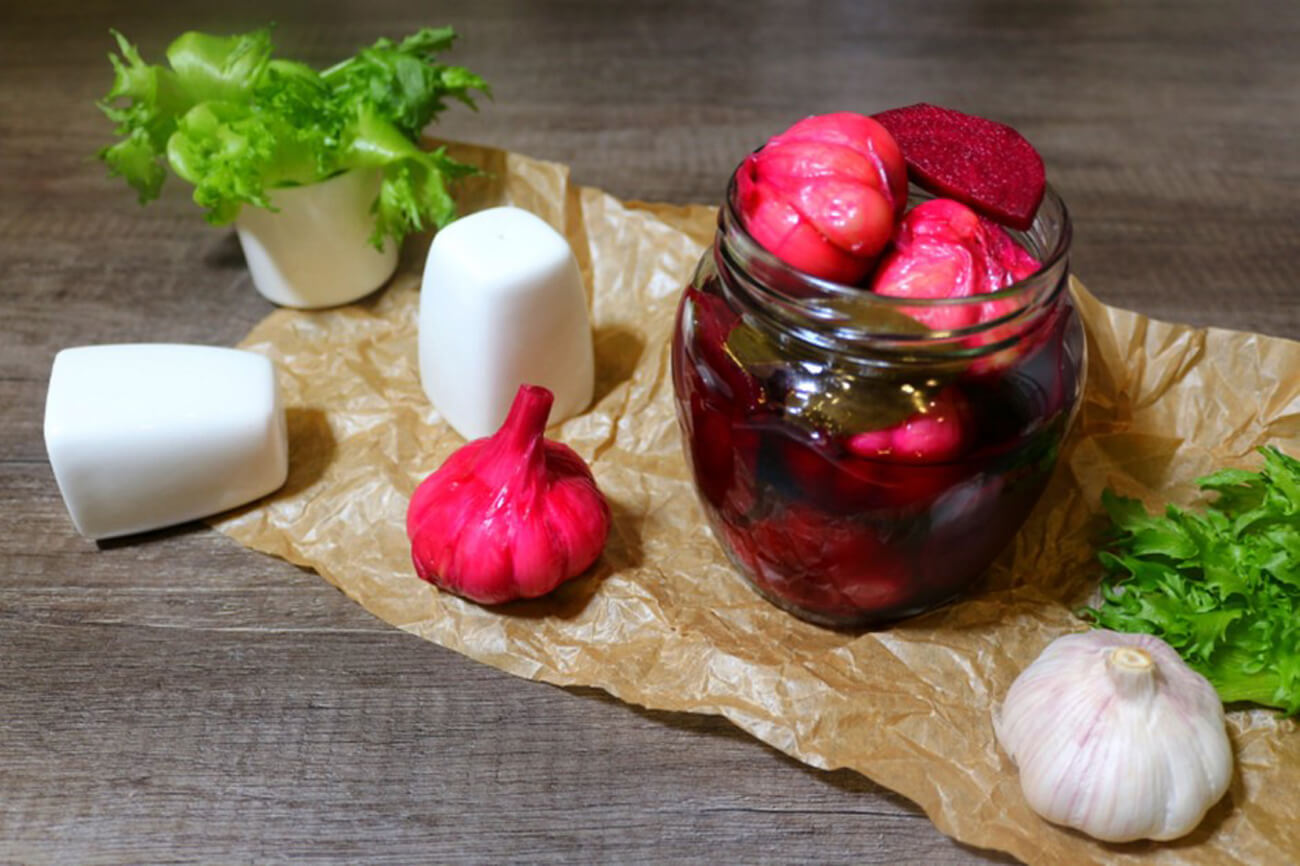 Маринованный чеснок со свёклой – пошаговый кулинарный рецепт с фото