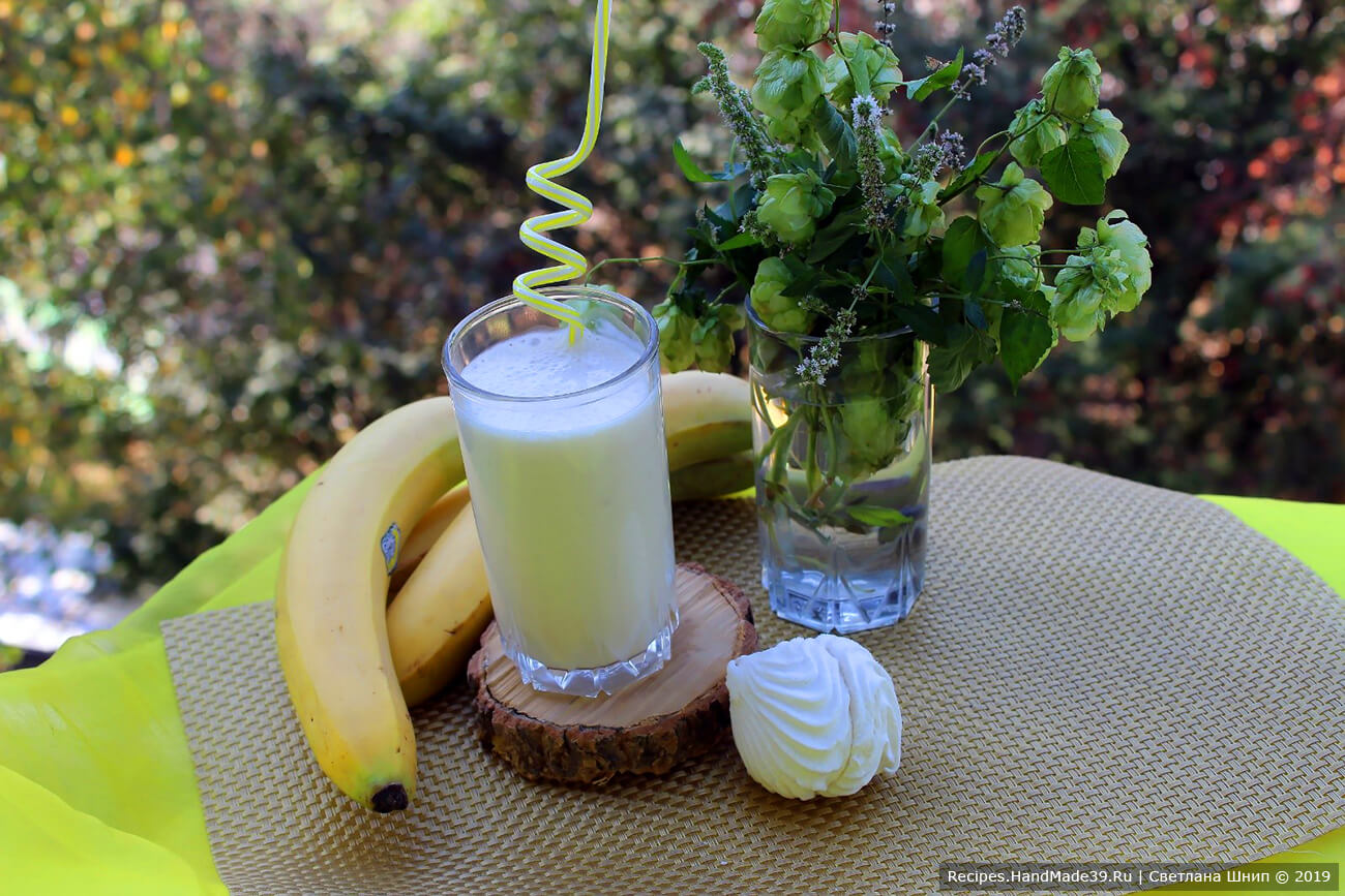 Коктейль из кефира, зефира и банана – пошаговый кулинарный рецепт с фото