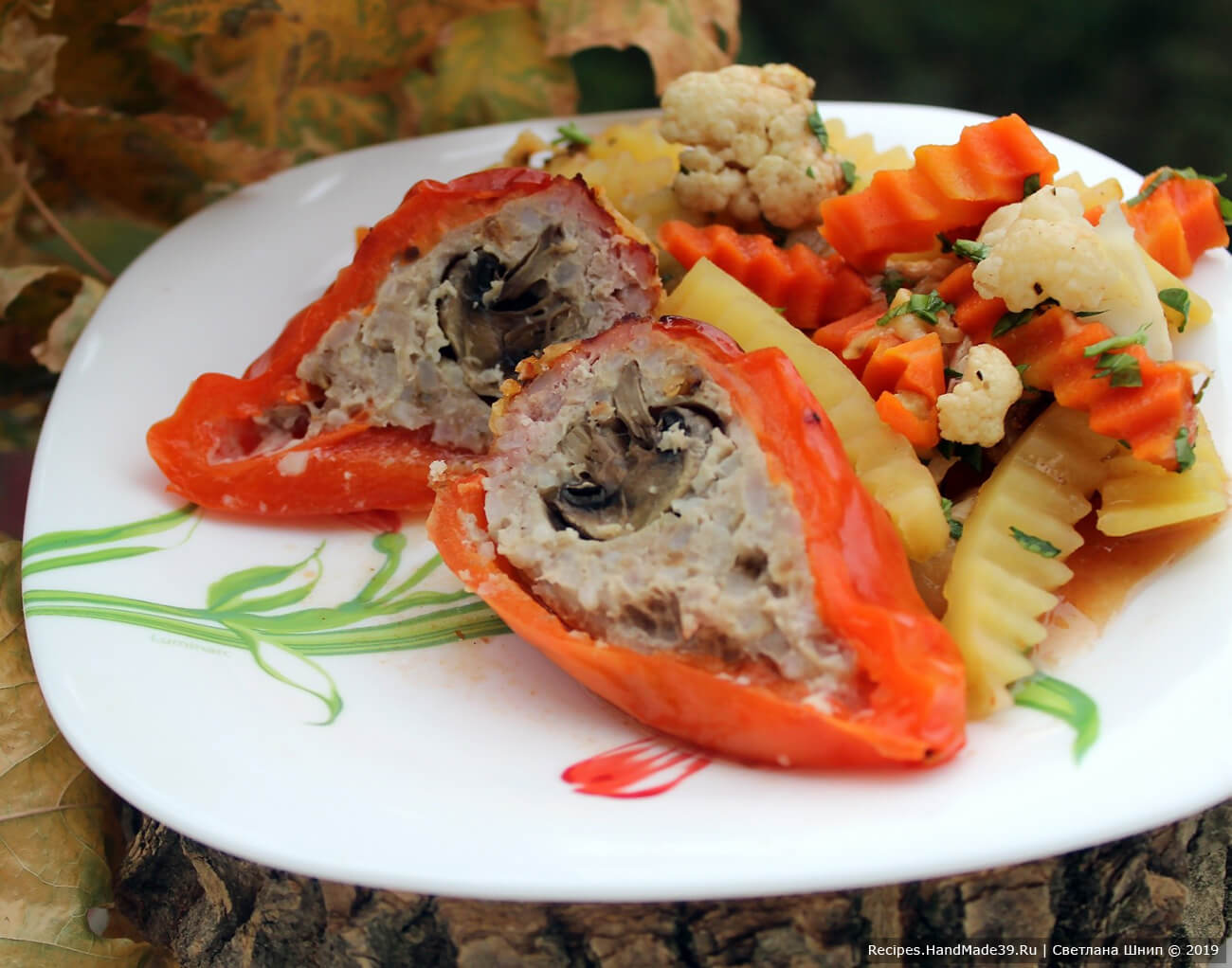 Фаршированный перец с фаршем и грибами в духовке – пошаговый рецепт с фото